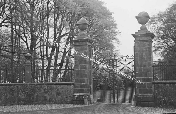 FRENCHPARK  THE HOUSE  ENTRANCE GATES